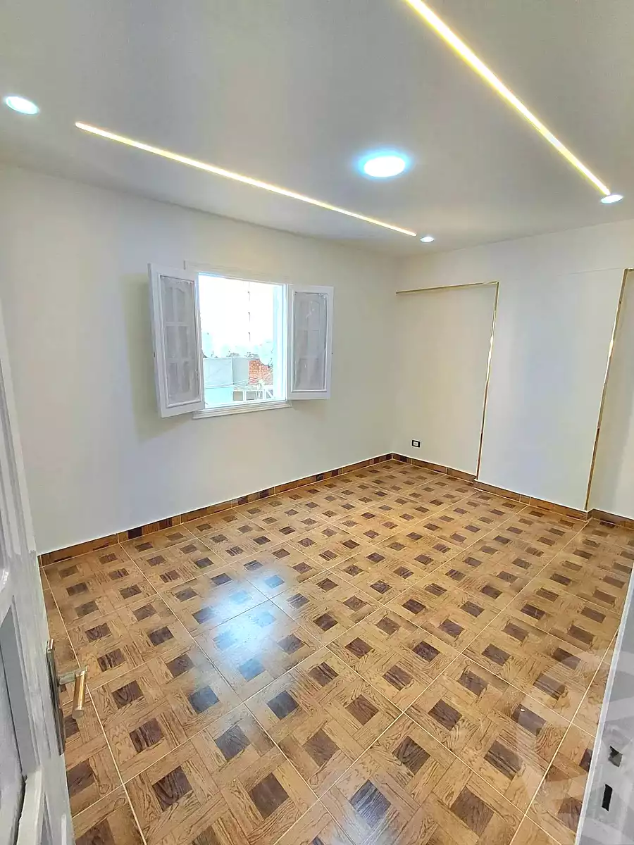 https://aqarmap.com.eg/en/listing/7323728-for-sale-alexandria-sydy-bshr-sydy-bshr-bhry-street-16