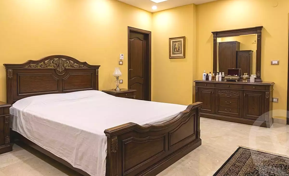 https://aqarmap.com.eg/en/listing/7324008-for-sale-cairo-helwan-hadayek-helwan-nile-corniche-st