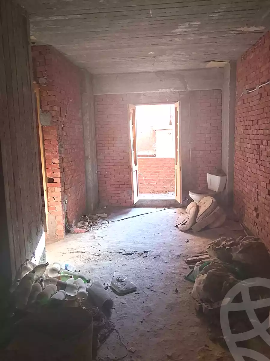 https://aqarmap.com.eg/en/listing/7324099-for-sale-alexandria-al-agamy-el-hanouvel-radwan-st
