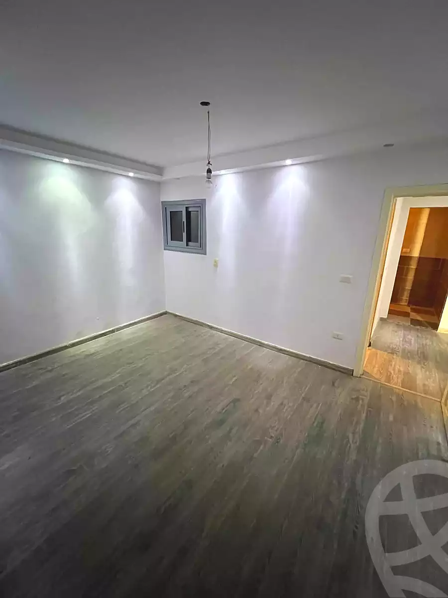 https://aqarmap.com.eg/en/listing/7324109-for-sale-alexandria-al-agamy-lbytsh-shahr-al-assal-st