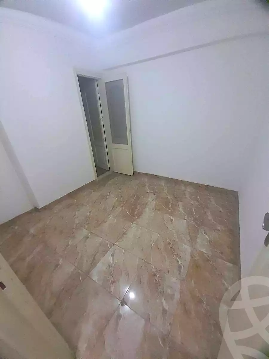 https://aqarmap.com.eg/en/listing/7324193-for-sale-alexandria-sydy-bshr-sydy-bshr-bhry