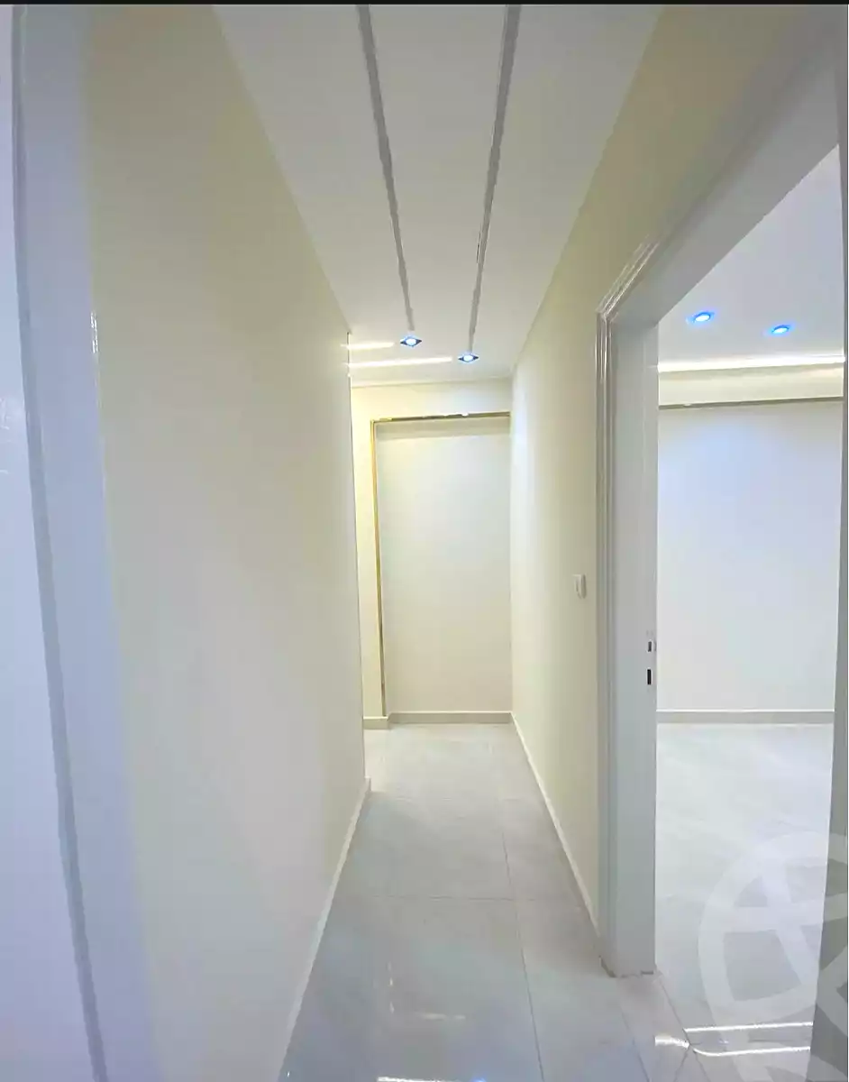 https://aqarmap.com.eg/ar/listing/7324216-for-sale-alexandria-sydy-bshr-sydy-bshr-bhry-shr-mhmwd-l-yswy
