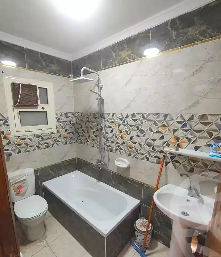 https://aqarmap.com.eg/en/listing/7324312-for-sale-alexandria-el-mandara-nabawy-al-mohandes-st