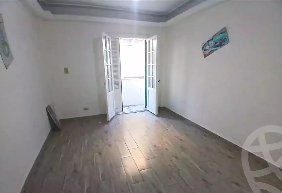 https://aqarmap.com.eg/en/listing/7324325-for-rent-alexandria-kafr-abdo-mohamed-safwat-st