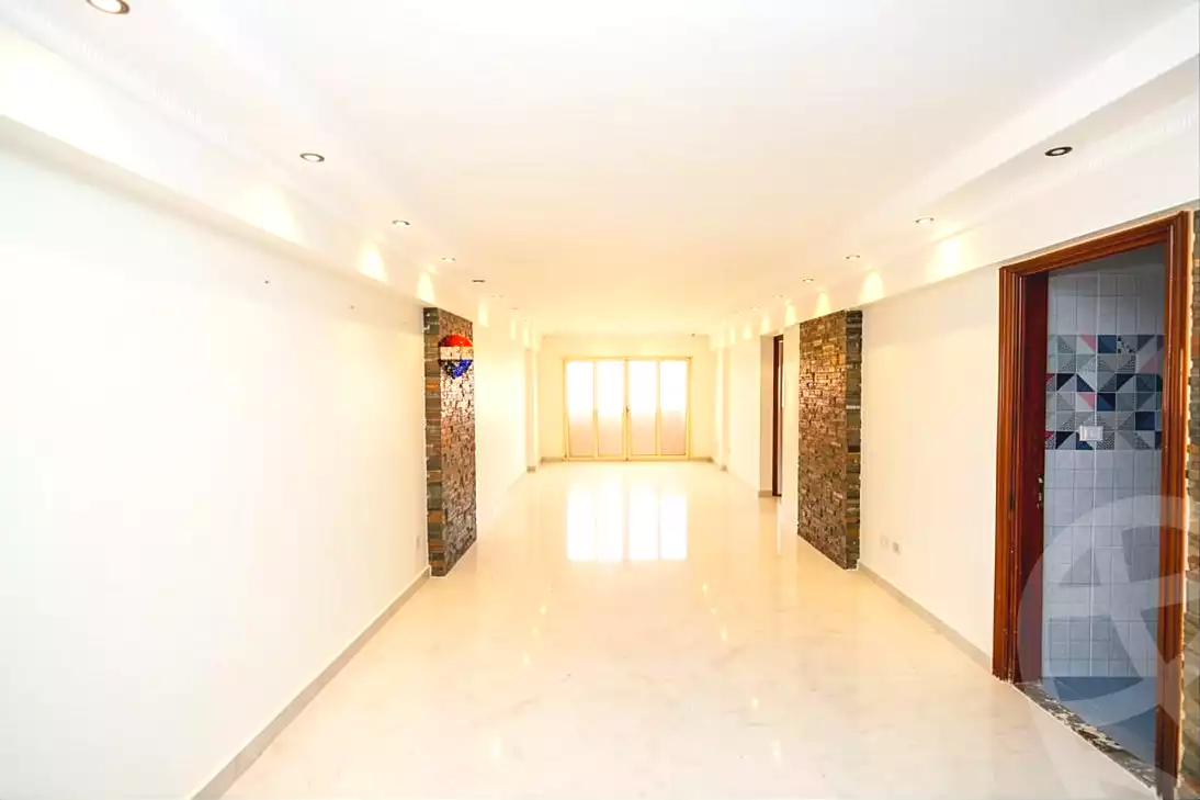 https://aqarmap.com.eg/en/listing/7324356-for-sale-alexandria-ganaklis-shr-bw-qyr-tryq-lhry