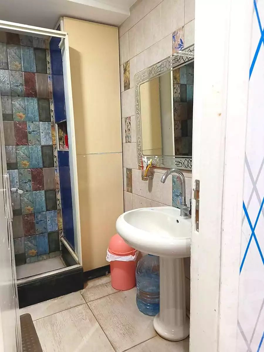 https://aqarmap.com.eg/en/listing/7325572-for-sale-cairo-helwan-helwan-el-sharkeya-khesro-basha-st