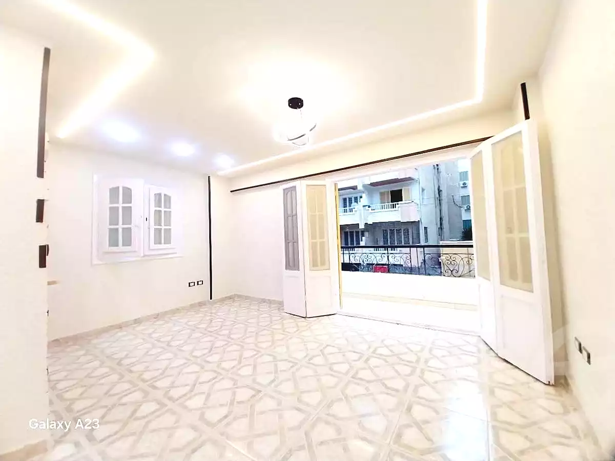 https://aqarmap.com.eg/ar/listing/7325671-for-sale-alexandria-al-agamy-shataa-el-nakheel