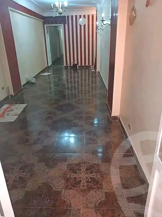 https://aqarmap.com.eg/ar/listing/7325799-for-sale-alexandria-moharram-bey-othman-galal-st