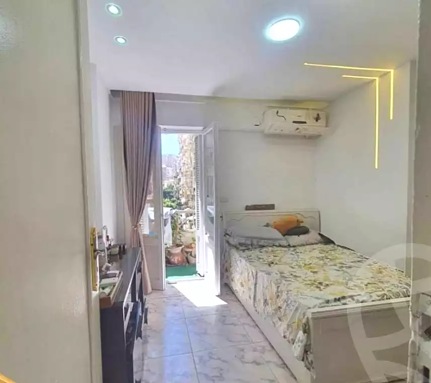 https://aqarmap.com.eg/ar/listing/7326003-for-sale-alexandria-moharram-bey