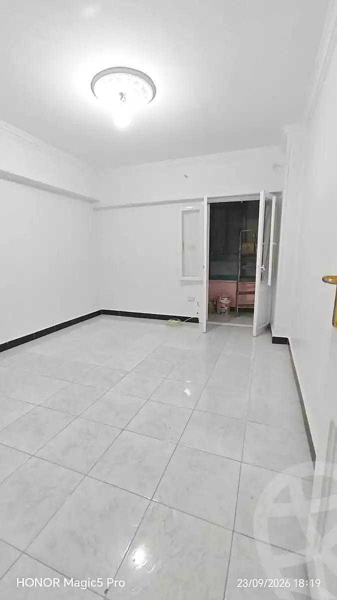 https://aqarmap.com.eg/en/listing/7326008-for-sale-cairo-helwan-helwan-el-sharkeya-mostafa-safwat-st
