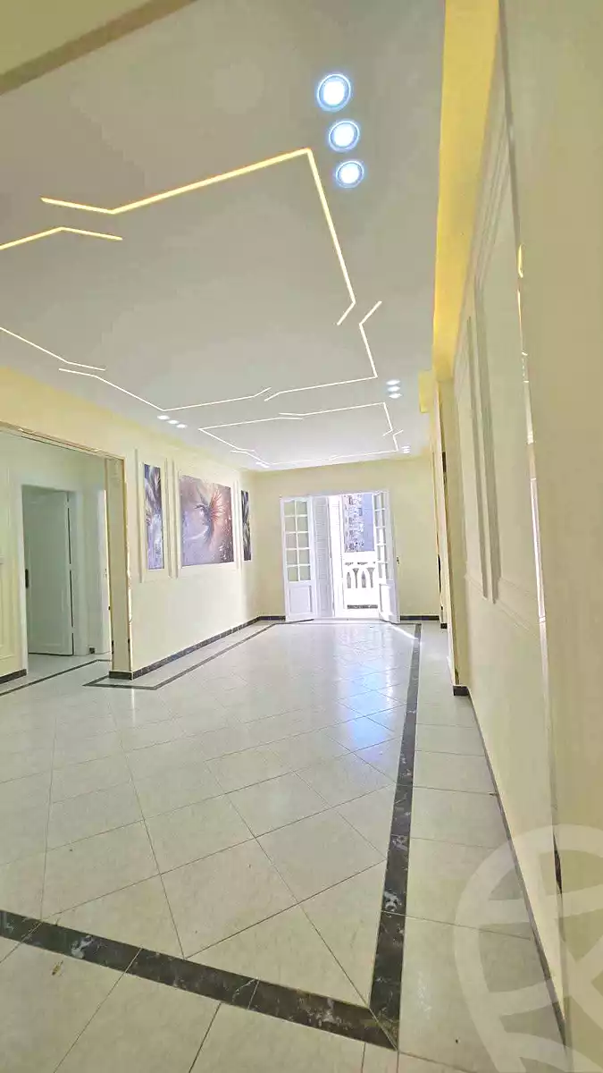 https://aqarmap.com.eg/ar/listing/7326061-for-sale-alexandria-sydy-bshr-sydy-bshr-bhry-gamal-abd-el-nasir-st