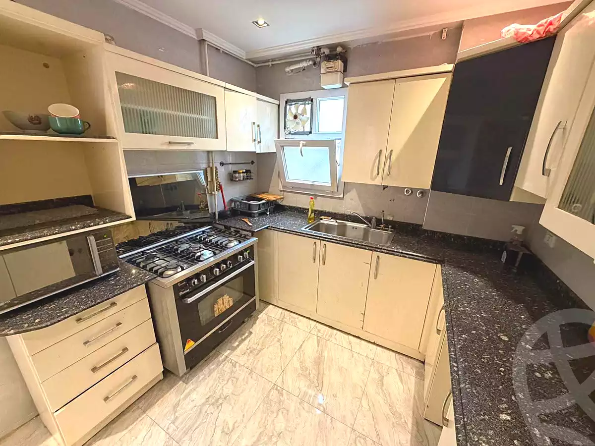 https://aqarmap.com.eg/ar/listing/7326075-for-sale-cairo-helwan-mohamed-sayed-ahmed-st