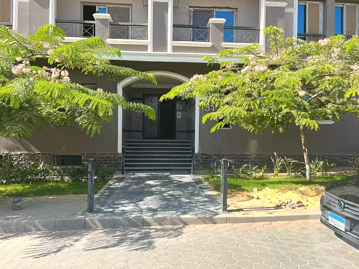 https://aqarmap.com.eg/ar/listing/7326530-for-sale-cairo-new-cairo-compounds-garden-heights-compound
