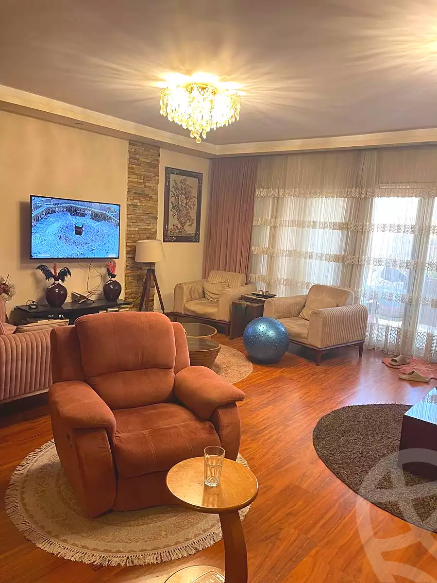 https://aqarmap.com.eg/ar/listing/7326765-for-sale-cairo-new-cairo-compounds-kmbwnd-lnkhyl
