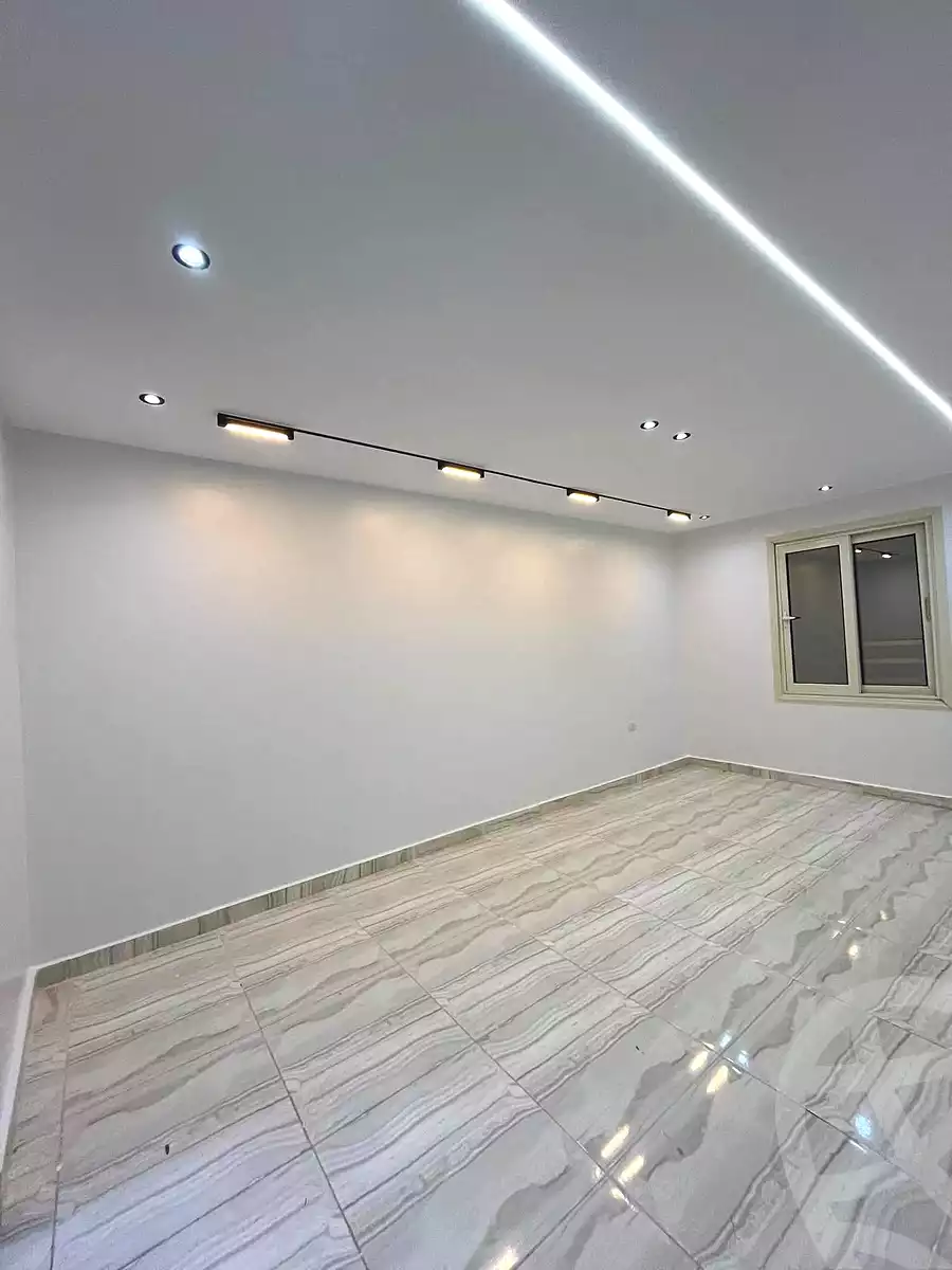 https://aqarmap.com.eg/ar/listing/7327070-for-sale-alexandria-al-agamy-lbytsh-bianchiii