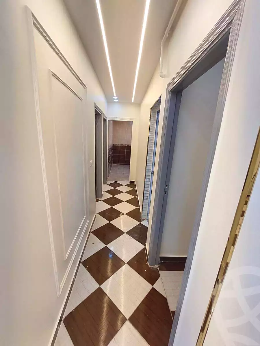 https://aqarmap.com.eg/ar/listing/7327701-for-sale-alexandria-sydy-bshr-sydy-bshr-bhry-shr-mhmwd-l-yswy