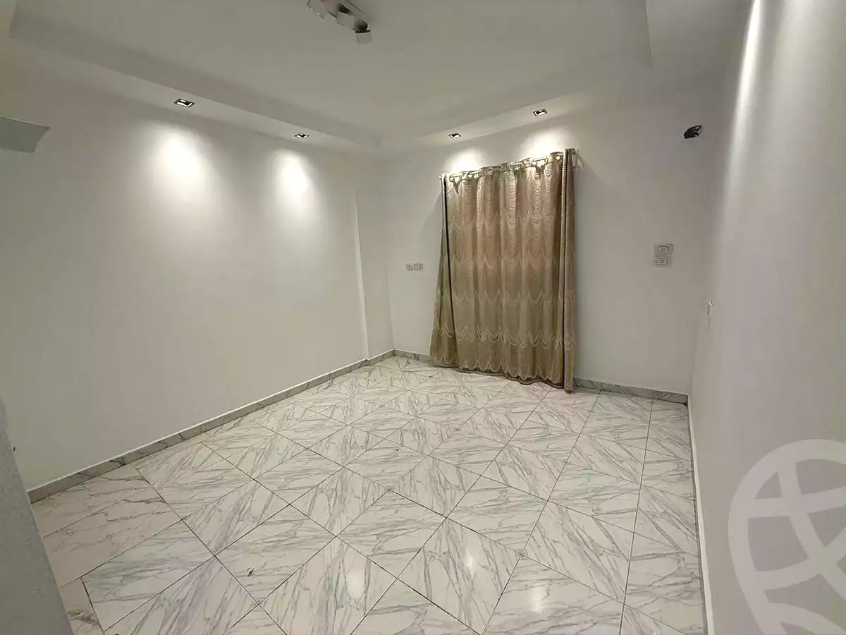 https://aqarmap.com.eg/en/listing/7327981-for-sale-cairo-helwan-mohamed-sayed-ahmed-st