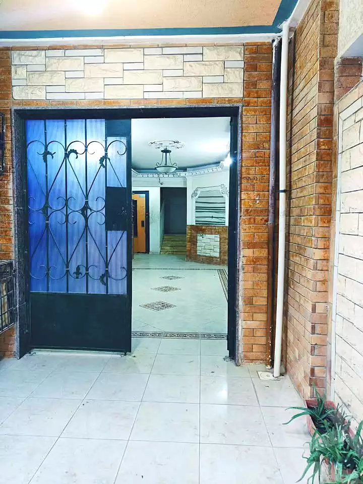 https://aqarmap.com.eg/en/listing/7328684-for-sale-alexandria-al-agamy-shataa-el-nakheel
