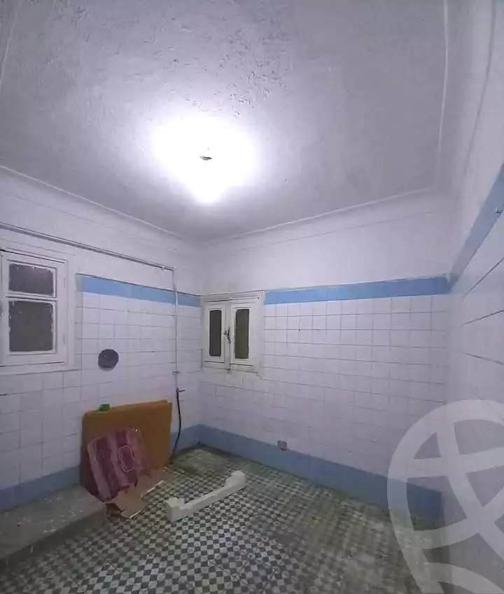 https://aqarmap.com.eg/en/listing/7329341-for-sale-alexandria-al-agamy-lbytsh-mohamed-el-fardi-st