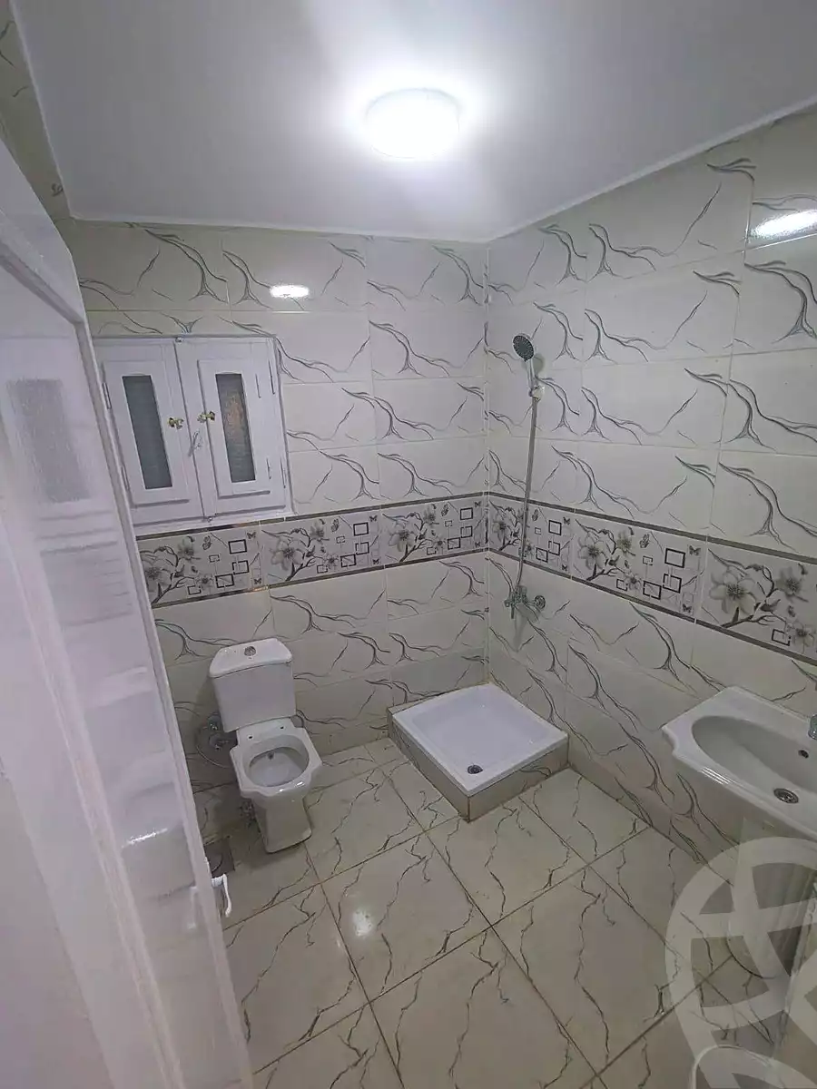 https://aqarmap.com.eg/en/listing/7329352-for-sale-alexandria-al-agamy-el-hanouvel