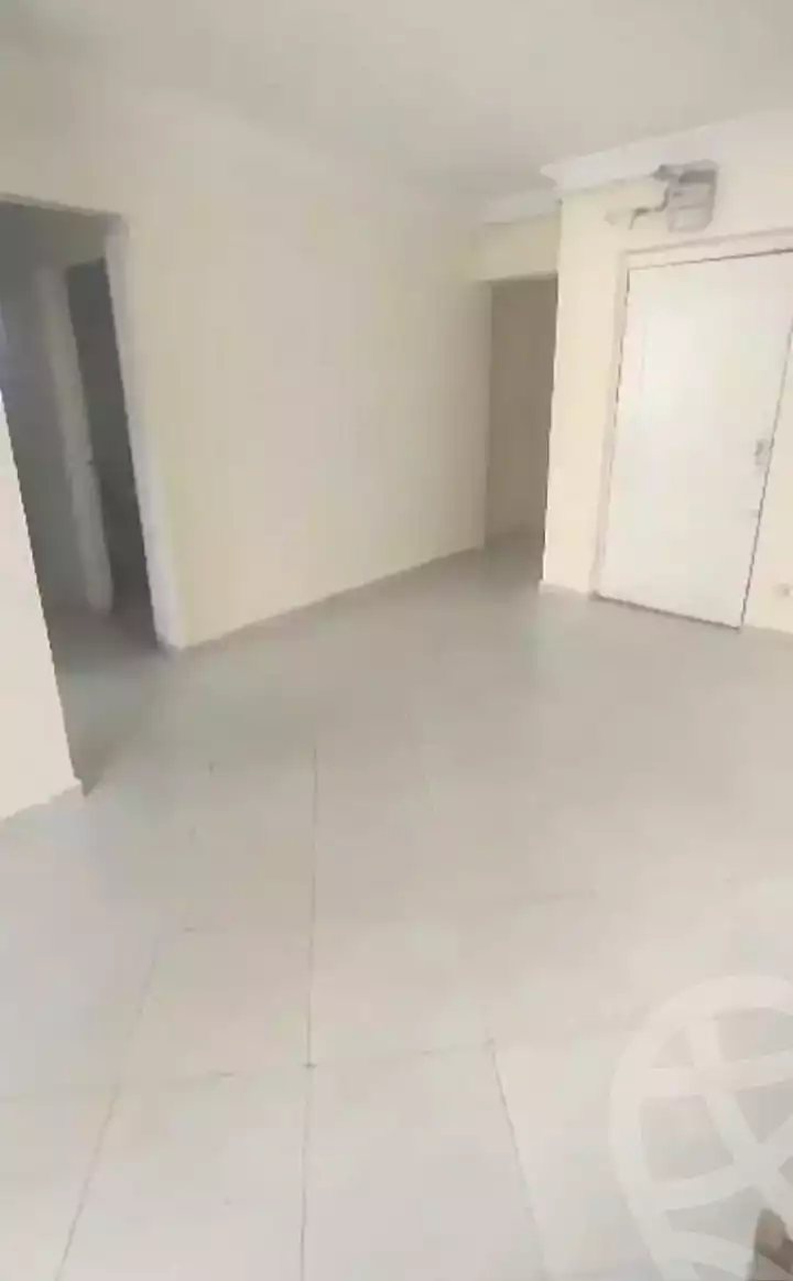 https://aqarmap.com.eg/ar/listing/7329508-for-rent-alexandria-miami