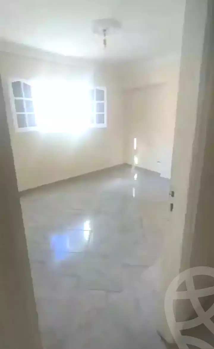 https://aqarmap.com.eg/ar/listing/7329508-for-rent-alexandria-miami