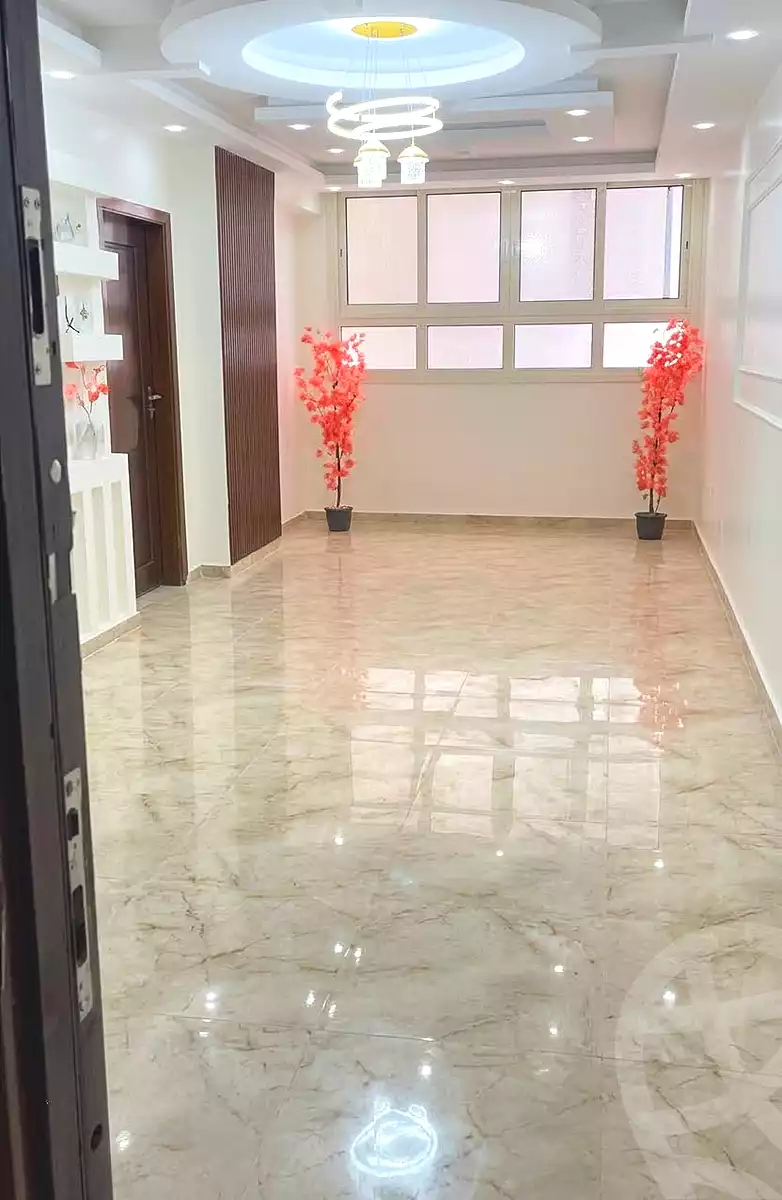 https://aqarmap.com.eg/ar/listing/7329745-for-sale-cairo-helwan-hadayek-helwan-el-eshrein-st