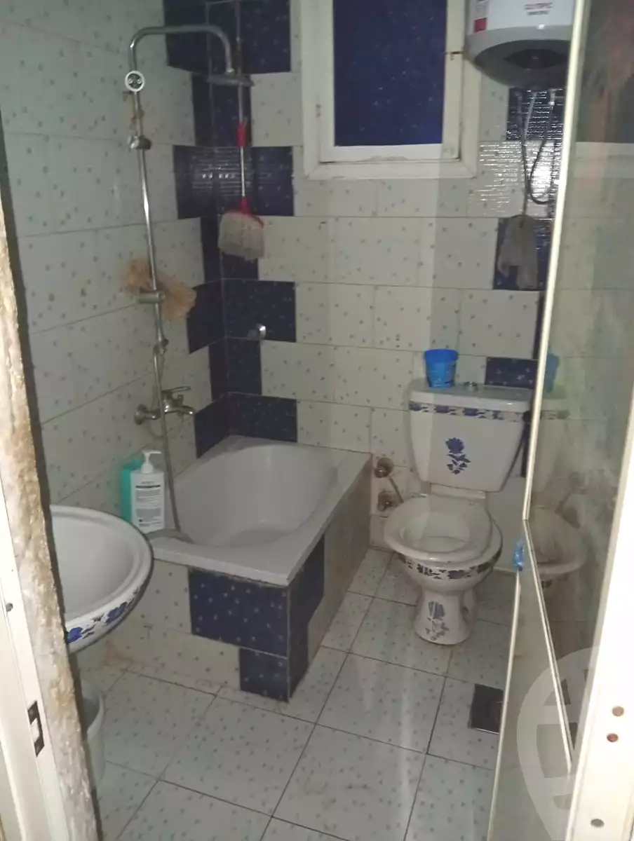 https://aqarmap.com.eg/ar/listing/7329867-for-sale-alexandria-alhadara-new-el-hadra
