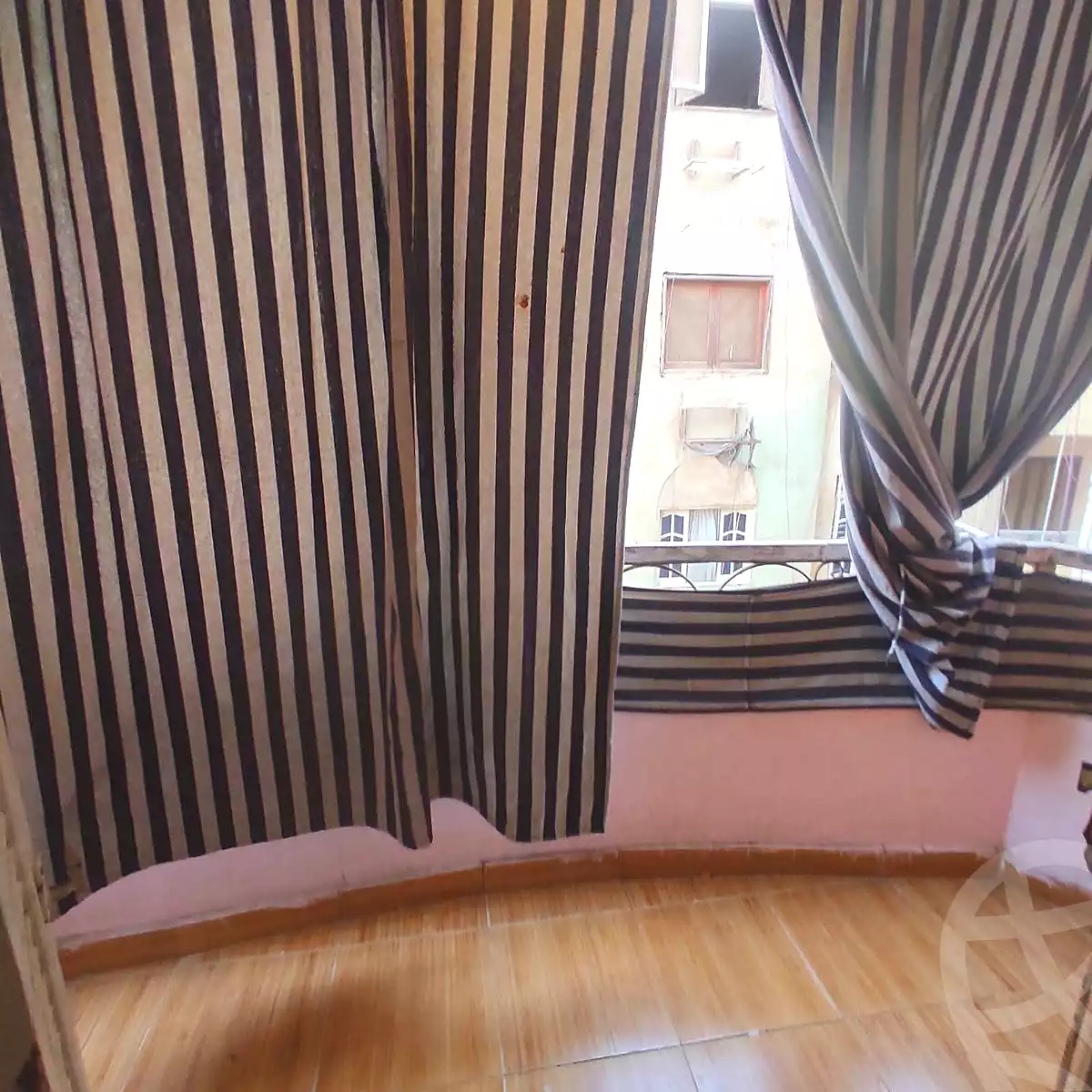 https://aqarmap.com.eg/ar/listing/7329975-for-sale-cairo-faisal-el-matbeaa-amr-ibn-al-aas-st