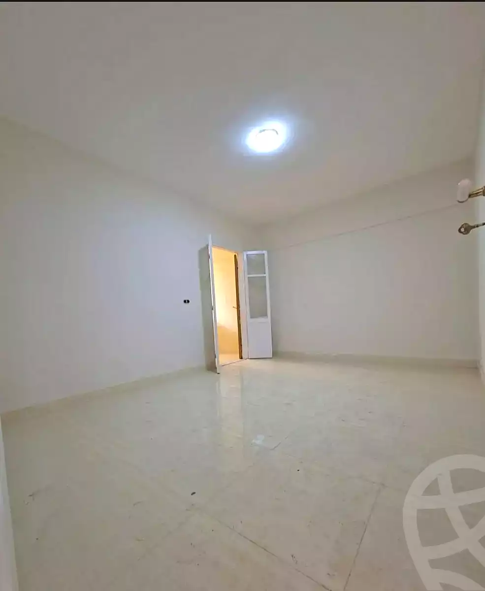 https://aqarmap.com.eg/en/listing/7330094-for-sale-alexandria-el-mandara-abd-el-haleem-mahmoud-st