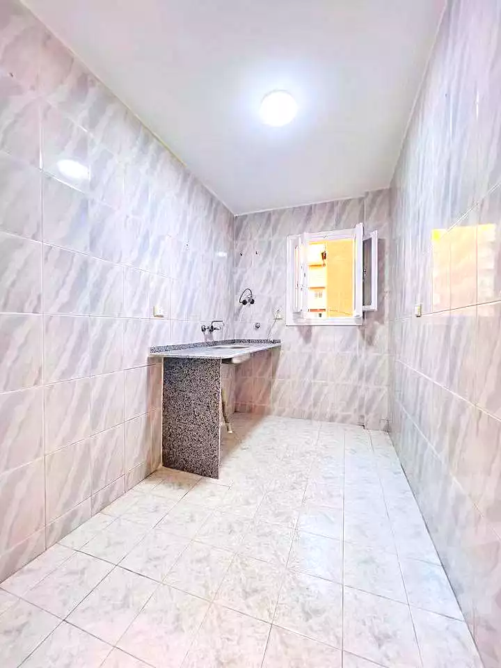 https://aqarmap.com.eg/ar/listing/7330440-for-sale-alexandria-al-agamy