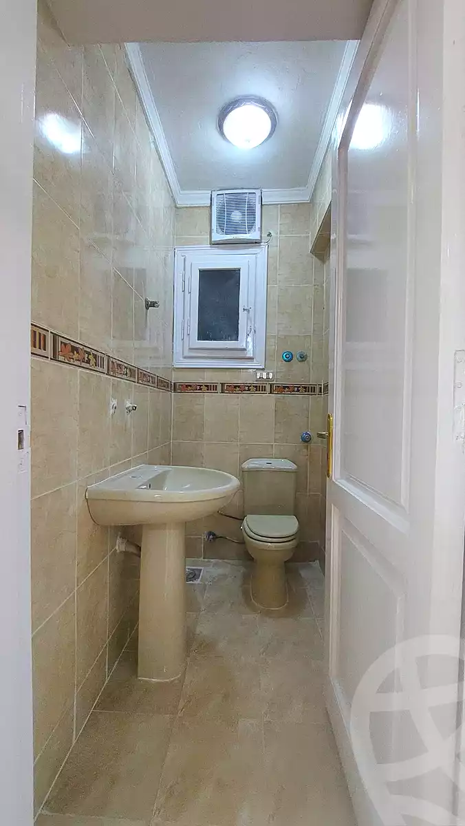 https://aqarmap.com.eg/en/listing/7330524-for-sale-alexandria-al-agamy-shataa-el-nakheel