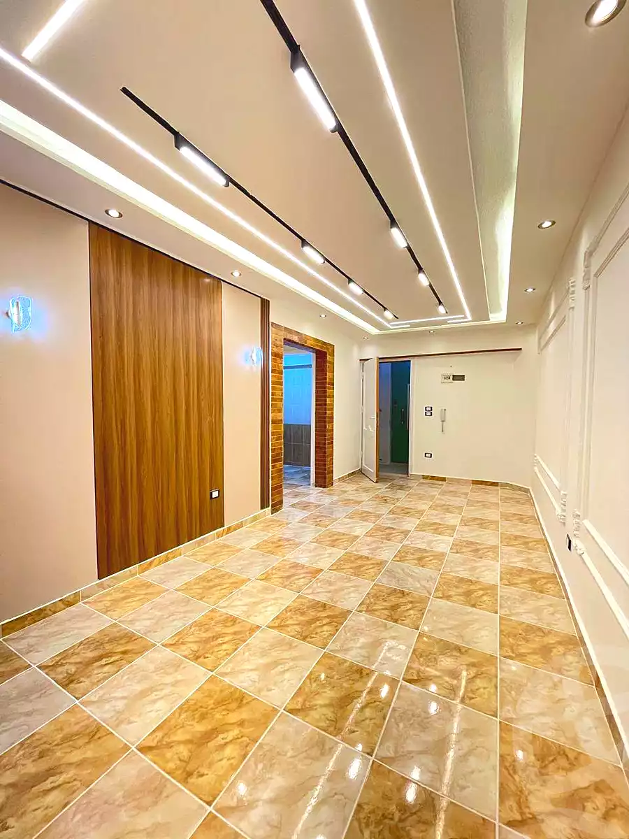 https://aqarmap.com.eg/en/listing/7330683-for-sale-alexandria-al-agamy-shataa-el-nakheel-street-2