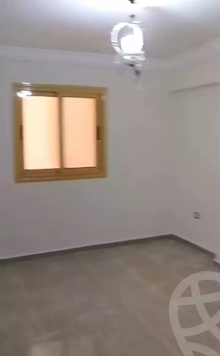 https://aqarmap.com.eg/ar/listing/7330810-for-rent-alexandria-new-miami
