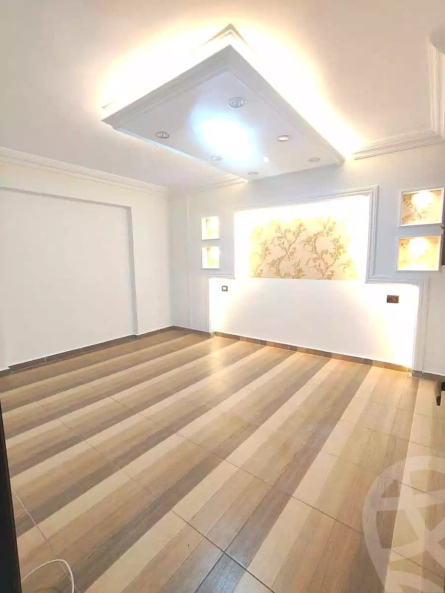 https://aqarmap.com.eg/ar/listing/7330940-for-sale-alexandria-miami-amin-khirat-al-ghandour-st
