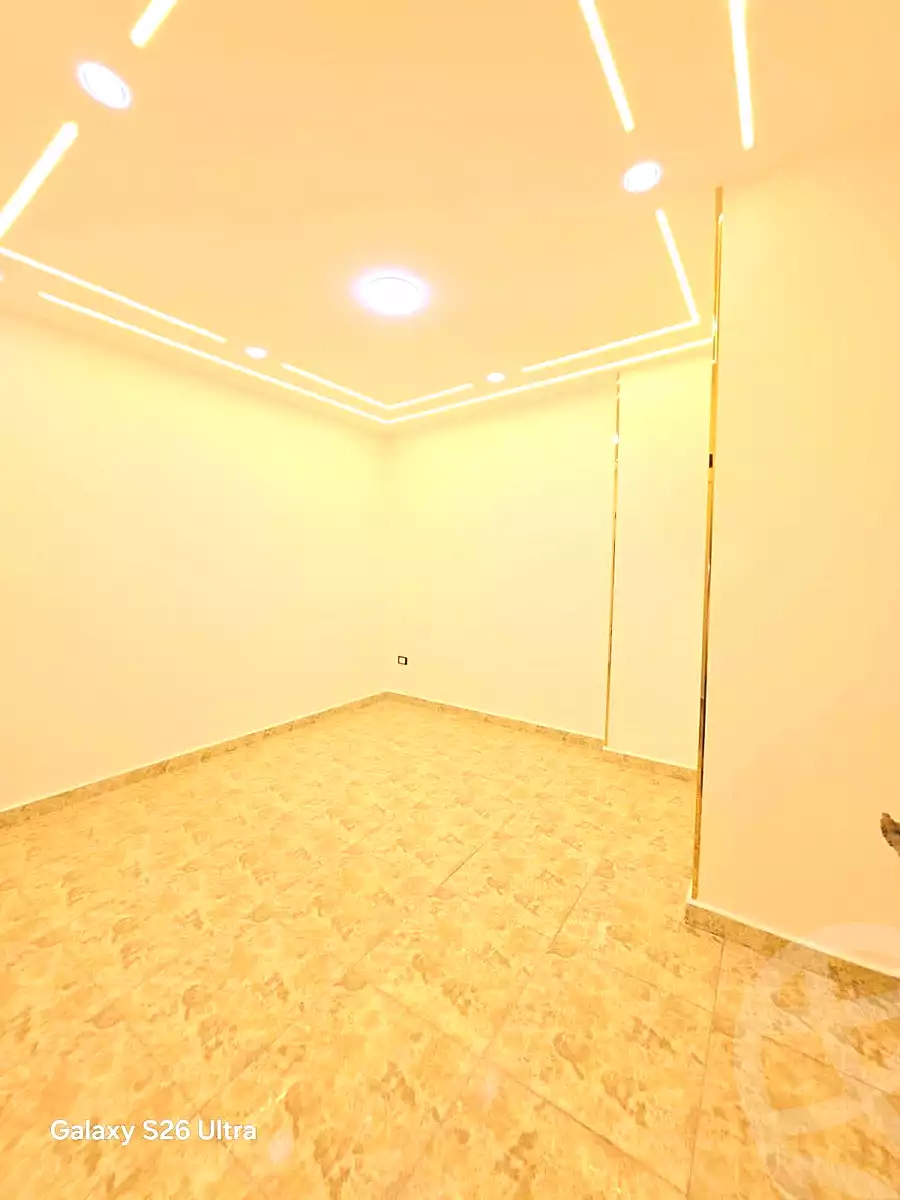 https://aqarmap.com.eg/ar/listing/7330998-for-sale-alexandria-miami-khld-bn-lwlyd