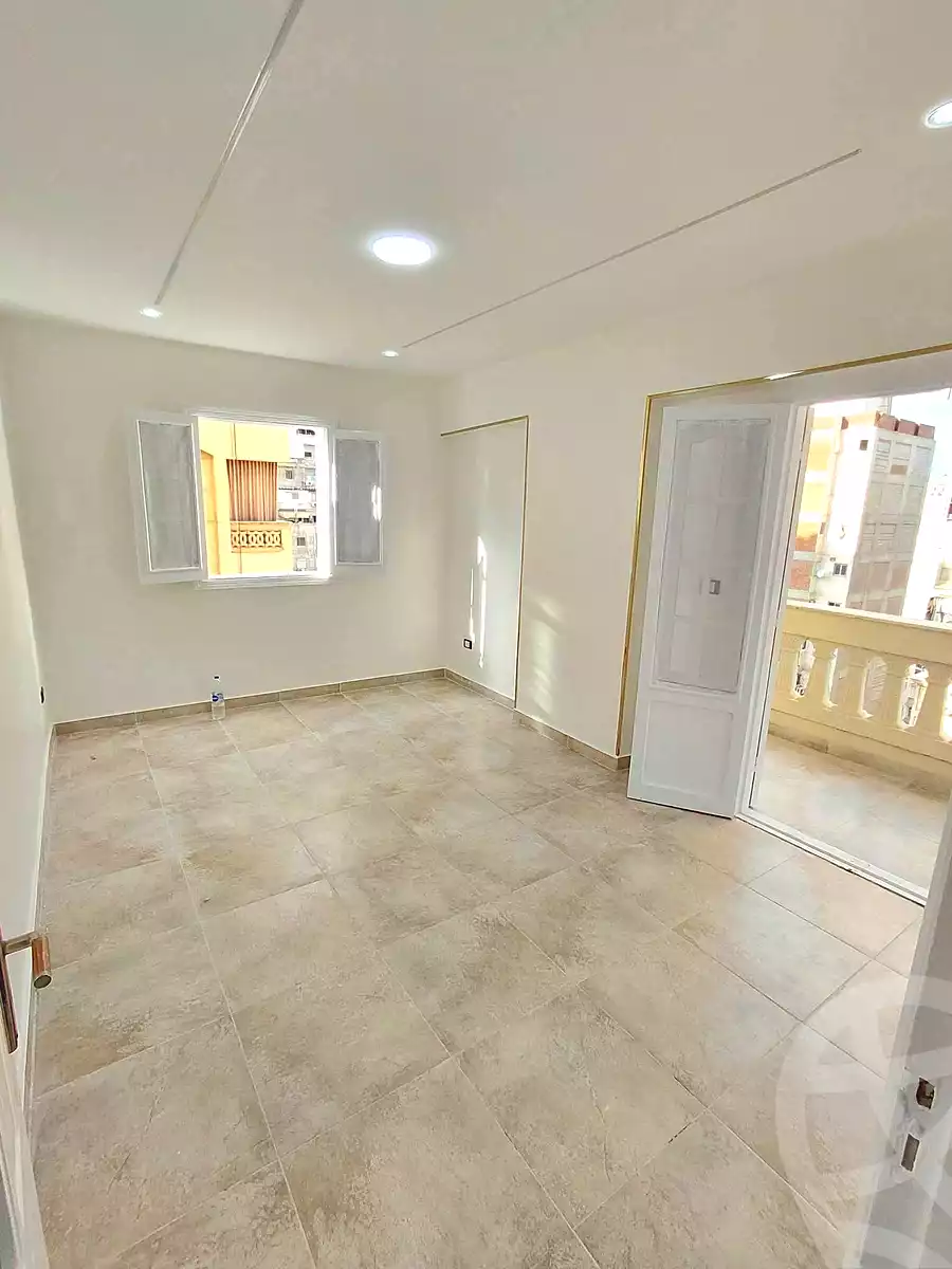 https://aqarmap.com.eg/ar/listing/7331158-for-sale-alexandria-sydy-bshr-sydy-bshr-bhry-street-16