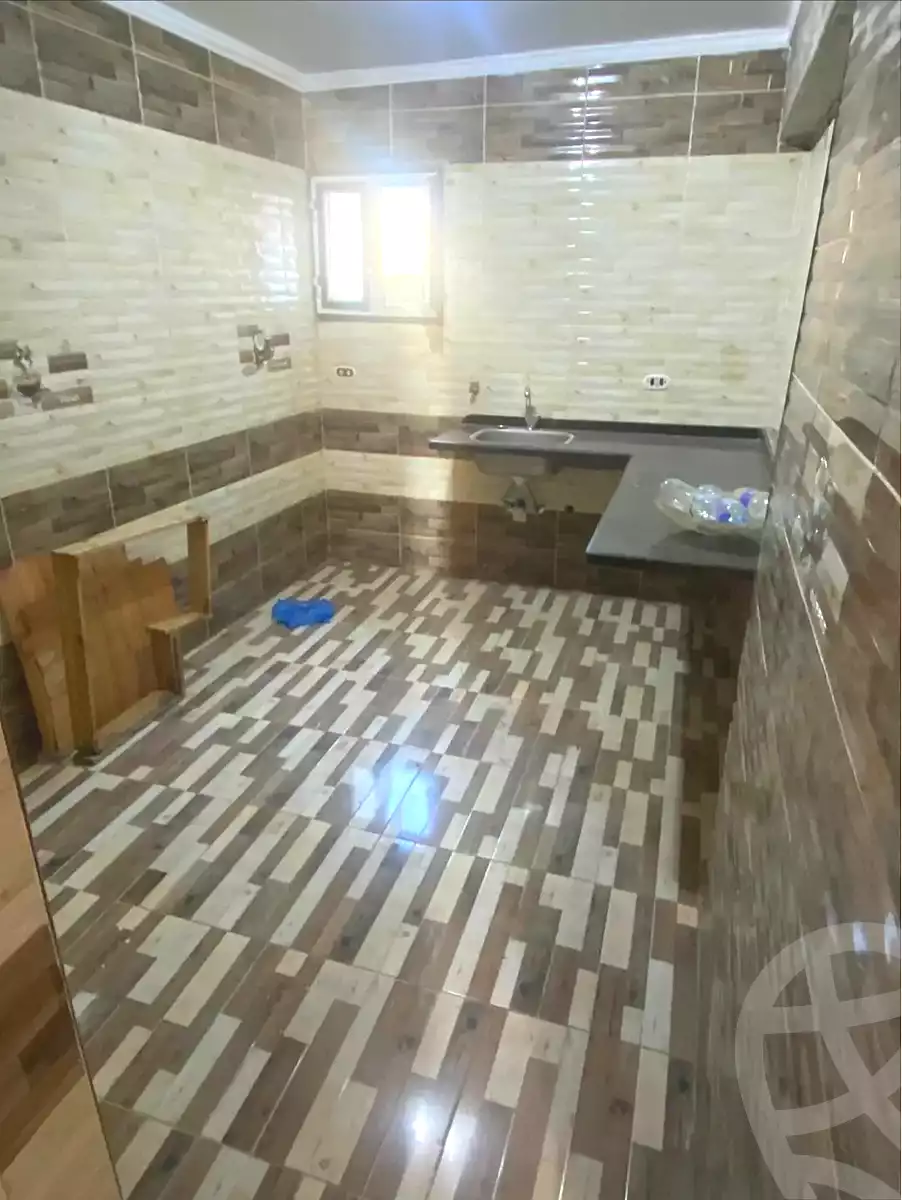 https://aqarmap.com.eg/en/listing/7331176-for-sale-alexandria-ganaklis