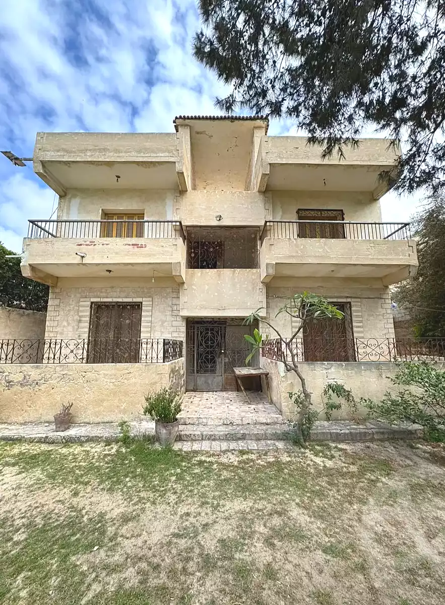 https://aqarmap.com.eg/en/listing/7331231-for-sale-alexandria-al-agamy-lbytsh-el-hanafeya-st