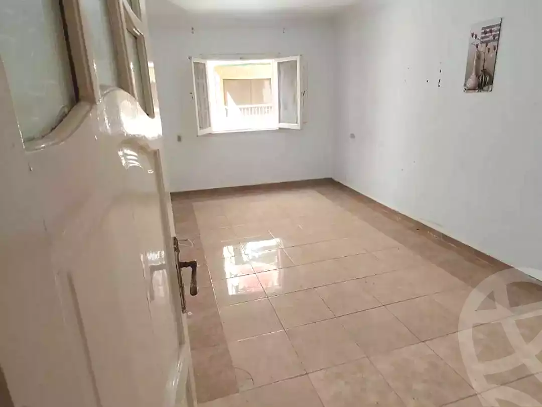 https://aqarmap.com.eg/ar/listing/7331451-for-rent-alexandria-el-asafra-l-sfr-bhry