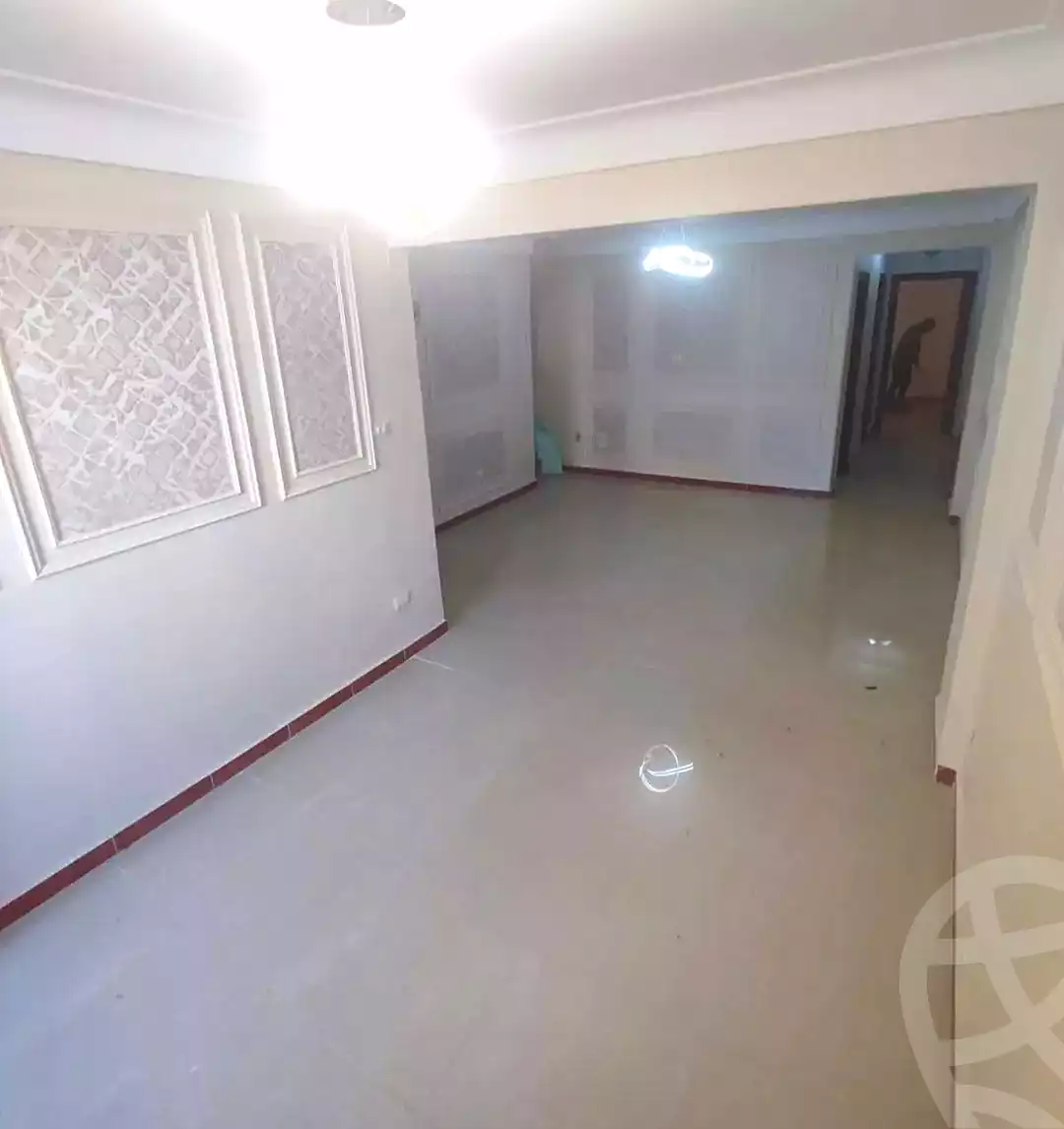 https://aqarmap.com.eg/en/listing/7331461-for-rent-alexandria-miami-shr-jml-bd-lnsr