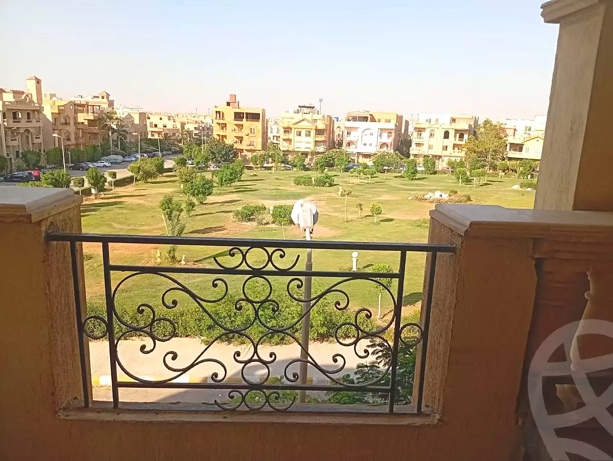 https://aqarmap.com.eg/ar/listing/7331586-for-sale-cairo-new-cairo-ganob-el-akadamiya-south-academy-a-zaid-ebn-haretha-st