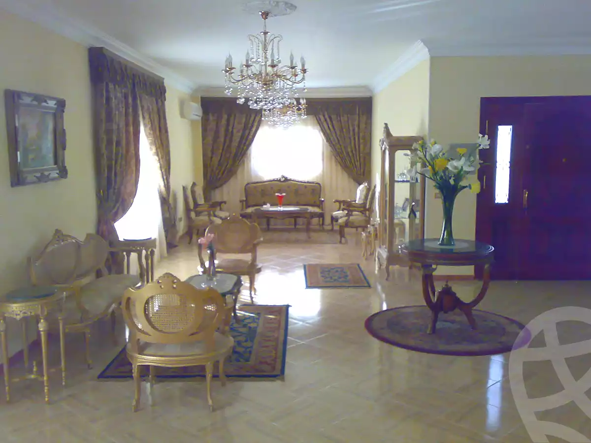 https://aqarmap.com.eg/ar/listing/7331632-for-sale-cairo-new-cairo-el-ahyaa-third-neighborhood-street-1