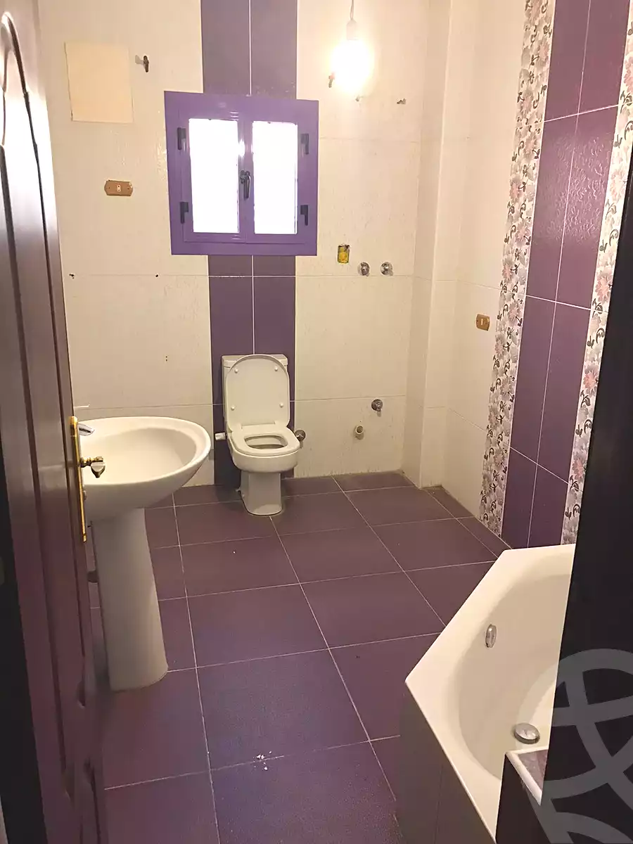 https://aqarmap.com.eg/ar/listing/7331632-for-sale-cairo-new-cairo-el-ahyaa-third-neighborhood-street-1