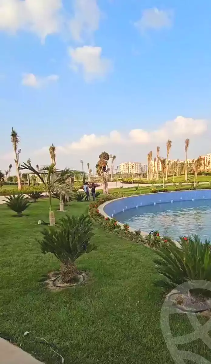https://aqarmap.com.eg/en/listing/7331642-for-sale-cairo-new-administrative-capital-r7-celia-mntq-l-mrt-1