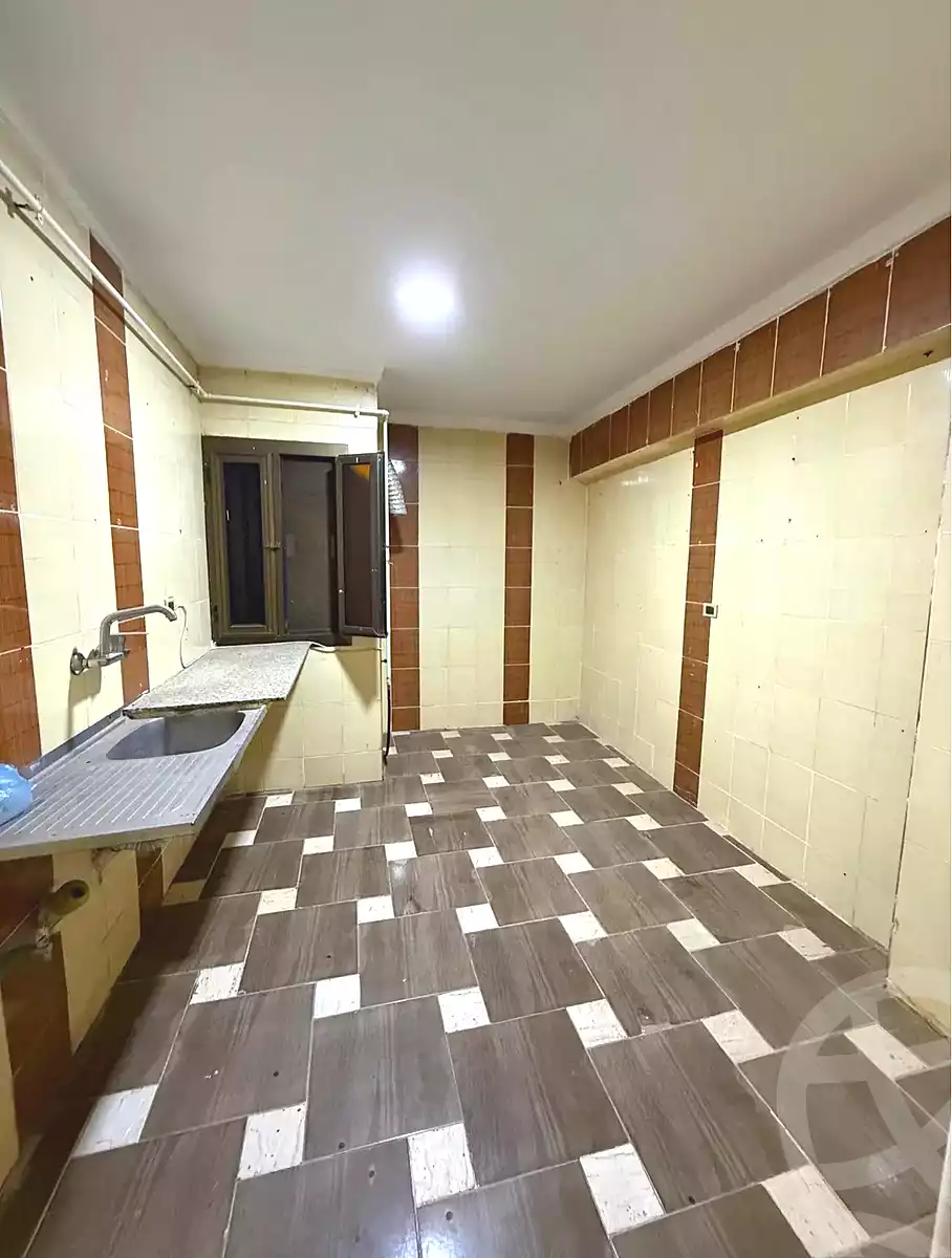 https://aqarmap.com.eg/ar/listing/7331703-for-sale-alexandria-el-mandara-alex-el-mandara-bahri-sidi-kamal-st