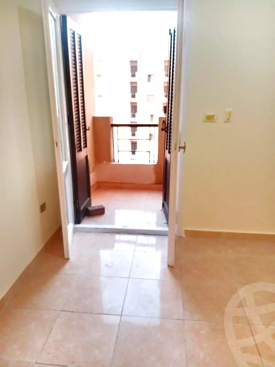 https://aqarmap.com.eg/ar/listing/7331834-for-rent-cairo-6th-of-october-ganob-el-ahyaaa-mrt-lmhndsyn