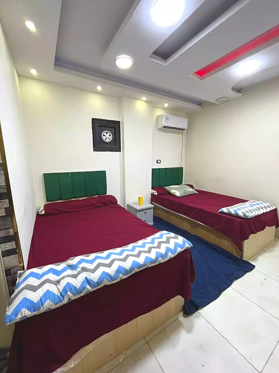 https://aqarmap.com.eg/ar/listing/7331970-for-rent-cairo-6th-of-october-el-ahyaa-neighborhood-1st-al-maahad