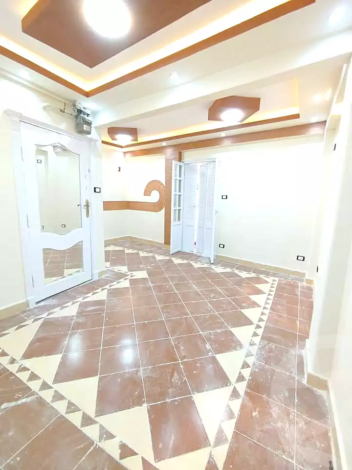 https://aqarmap.com.eg/ar/listing/7332092-for-sale-alexandria-lsywf-el-falki