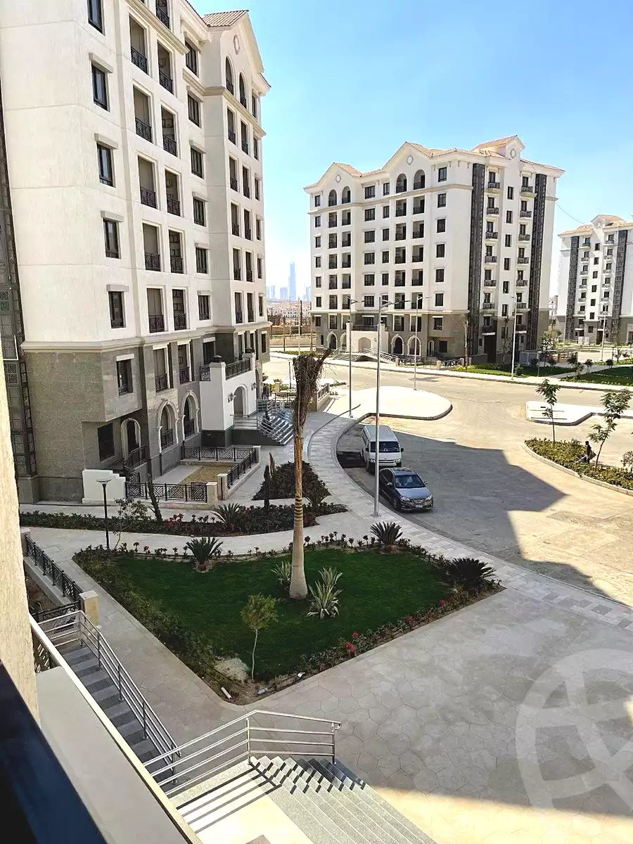 https://aqarmap.com.eg/en/listing/7332067-for-rent-cairo-new-administrative-capital-r7-celia-mntq-l-mrt-1